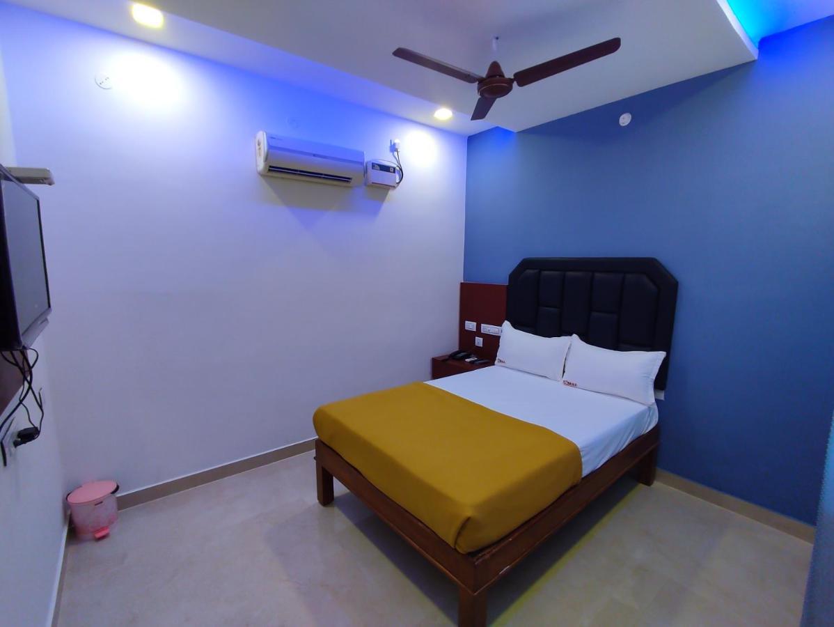 Hotel Db Max Tiruchirappalli Exterior photo
